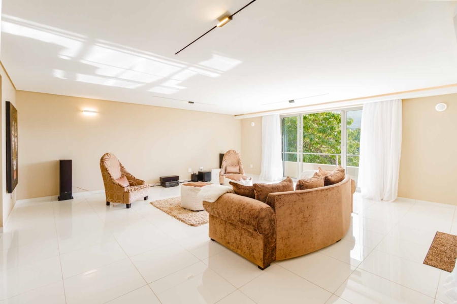 To Let 3 Bedroom Property for Rent in Higgovale Western Cape